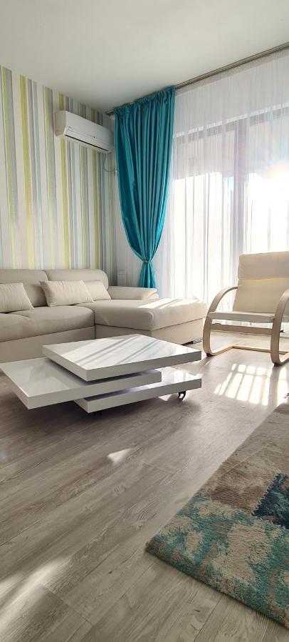 Apartament Blue Sea Navodari Bagian luar foto
