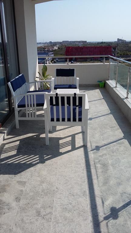 Apartament Blue Sea Navodari Bagian luar foto